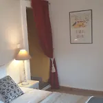 La Maison Des Autres, Piscine Chauffee, Chambres D'Hotes, Proche D'Uzes, Nimes, Pont Du Gard Nouveau 2026 Spa De Luxe Privatif Dans La Suite Pour 2 3* Saint-Genies-de-Malgoires
