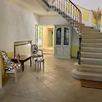La Maison Des Autres, Piscine Chauffee, D'hotes, Proche D'uzes, Nimes, Pont Du Gard Nouveau 2026 De Luxe Privatif Dans La Pour 2 Gæstehus 3*