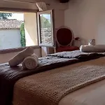La Maison Des Autres, Piscine Chauffee, D'hotes, Proche D'uzes, Nimes, Pont Du Gard Nouveau 2026 De Luxe Privatif Dans La Pour 2 Gæstehus 3*