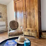 La Maison Des Autres, Piscine Chauffee, D'hotes, Proche D'uzes, Nimes, Pont Du Gard Nouveau 2026 De Luxe Privatif Dans La Pour 2 Gæstehus 3*