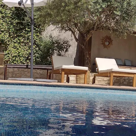 Gæstehus La Maison Des Autres, Piscine Chauffee, D'hotes Proches Uzes, Nimes, Pont Du Gard Saint-Genies-de-Malgoires