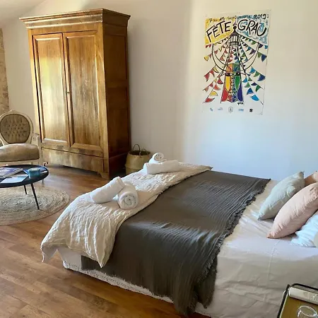 La Maison Des Autres, Piscine Chauffee, D'hotes, Proche D'uzes, Nimes, Pont Du Gard, Ales 招待所 3*