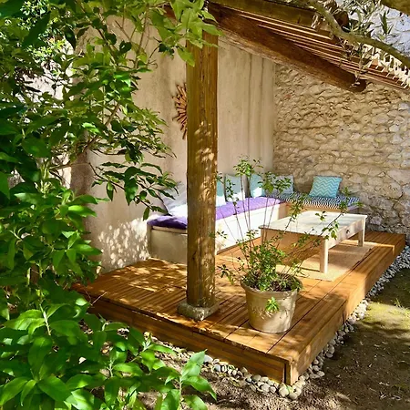 La Maison Des Autres, D'hotes, Piscine Chauffee, Pour 2 Avec Privatif - Non Disponible En Juillet Et Aout - Gasthof Saint-Genies-de-Malgoires