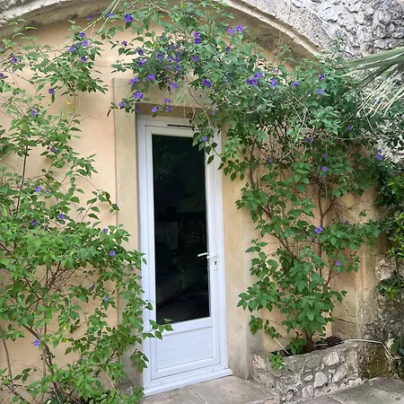 La Maison Des Autres, Piscine Chauffée, D'hôtes, Proche D'uzès, Nîmes, Pont Du Gard, Alès 3*