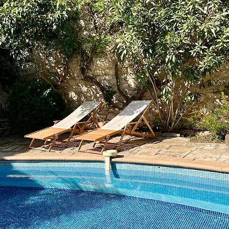 La Maison Des Autres, Piscine Chauffee, D'hotes, Proche D'uzes, Nimes, Pont Du Gard, Ales Saint-Genies-de-Malgoires