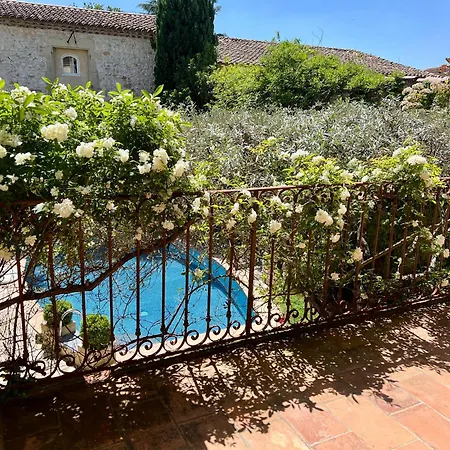 La Maison Des Autres, Piscine Chauffee, D'hotes, Proche D'uzes, Nimes, Pont Du Gard, Ales Πανσιόν