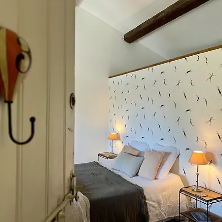 La Maison Des Autres, Piscine Chauffée, D'hôtes, Proche D'uzès, Nîmes, Pont Du Gard, Alès 3* Saint-Genies-de-Malgoires