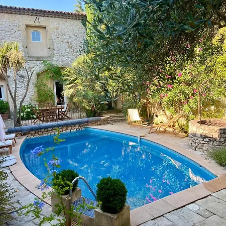La Maison Des Autres, Piscine Chauffee, D'hotes, Proche D'uzes, Nimes, Pont Du Gard, Ales 3* Saint-Genies-de-Malgoires