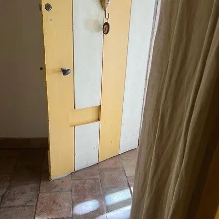 La Maison Des Autres, D'hotes, Piscine Chauffee, Pour 2 Avec Privatif - Non Disponible En Juillet Et Aout - Penzion Saint-Genies-de-Malgoires